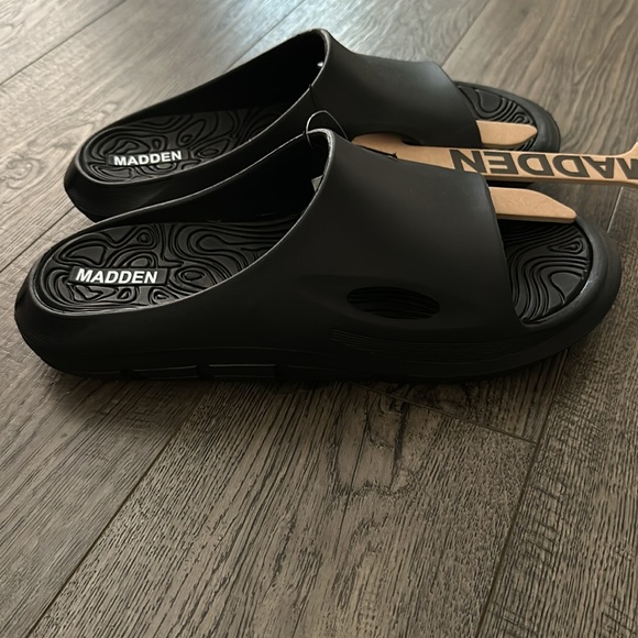 Madden SLIDE SANDAL IN BLACK RUBBER Sz 11 - Picture 6 of 10